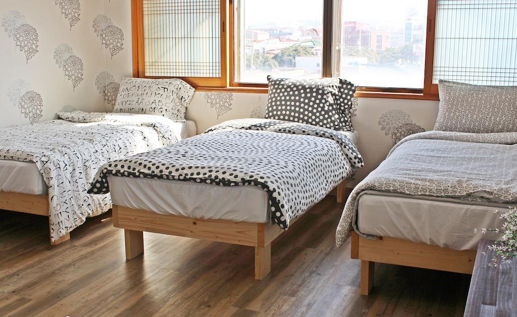 Jeju Airport Mira Guesthouse Kamer foto